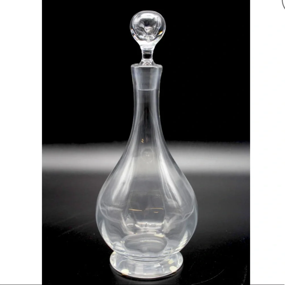 BACCARAT CRYSTAL MONTAIGNE OPTIC DECANTER NWT